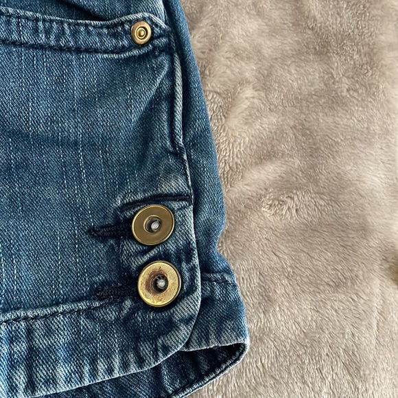 2.1 Denim shorts - Picture 4 of 7